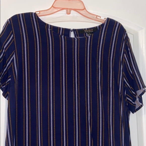 Forever 21 stripped t-shirt dress - Picture 3 of 6